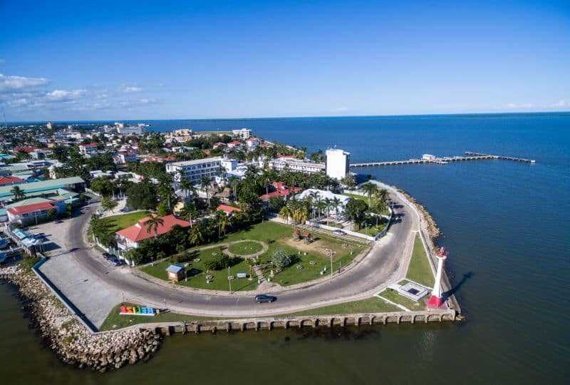 Blick auf das Baron Bliss Lighthouse in Belize City