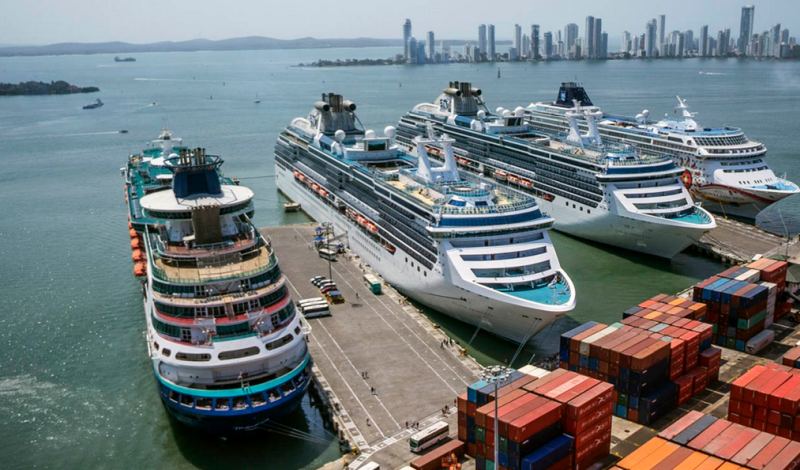 Blick auf das Cartagena de Indias Cruise Terminal
