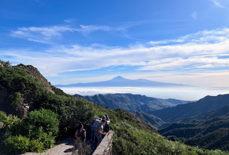 Der Teide auf Teneriffa ist von La Gomera aus gut zu sehen