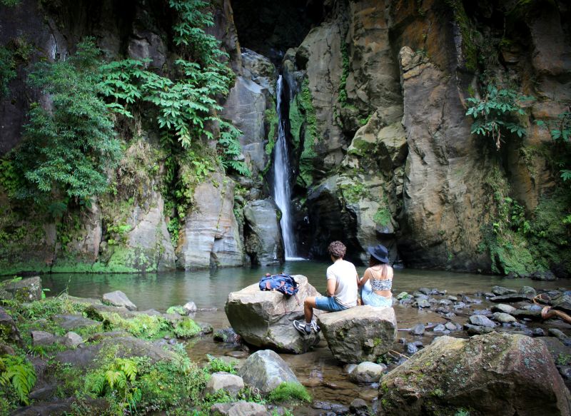 Landausflüge in São Miguel (Ponta Delgada) zur Cascata do Salto do Cabrito
