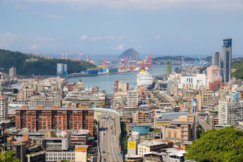 Blick über Downtown Keelung