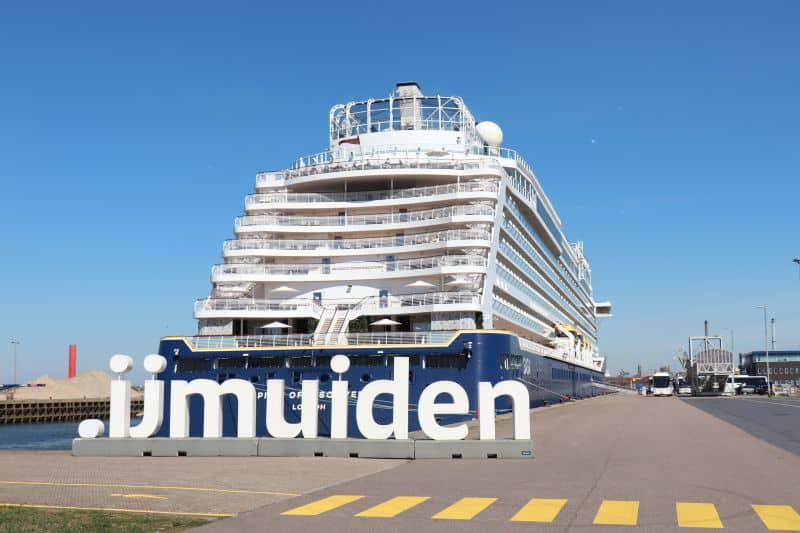 Felison Cruise Terminal in IJmuiden