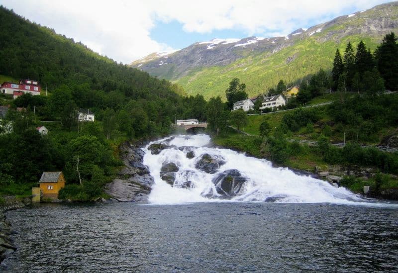 Hellesyltfossen