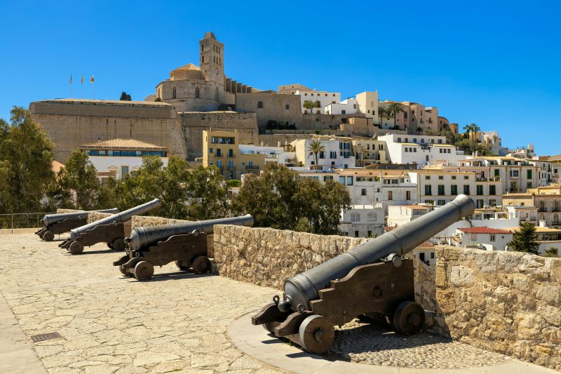 Ibizas befestigte Altstadt Dalt Vila