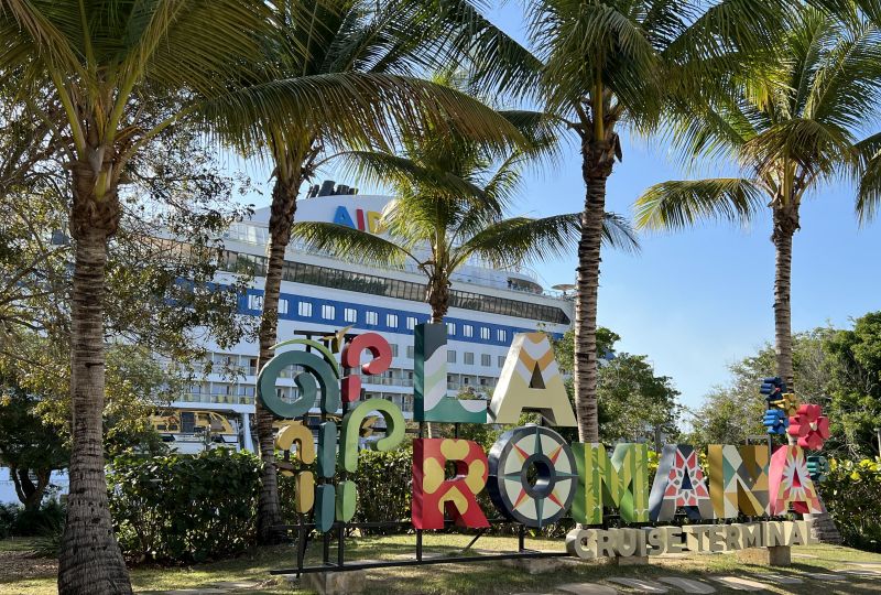 AIDAdiva am La Romana Cruise Terminal