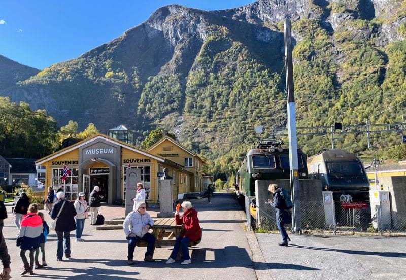 Neben dem Bahnhof gibt es ein Museum
