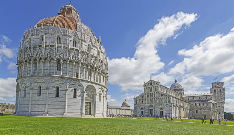 Piazza dei Miracoli in Pisa