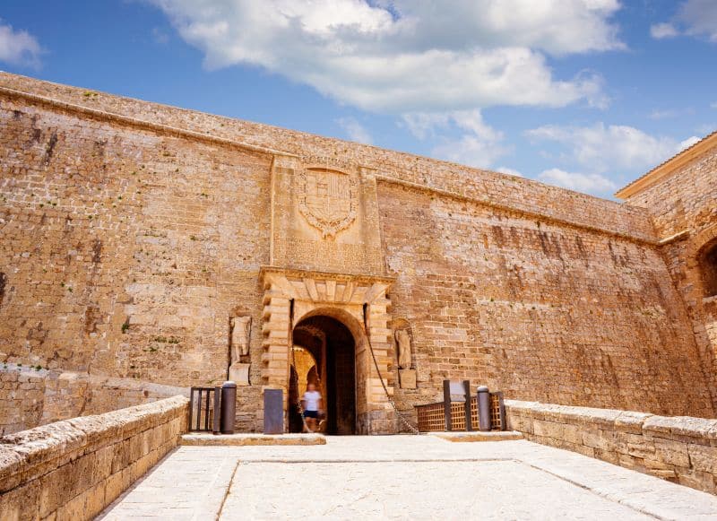 Das Portal de Ses Taules ist das Tor zur Dalt Vila von Ibiza