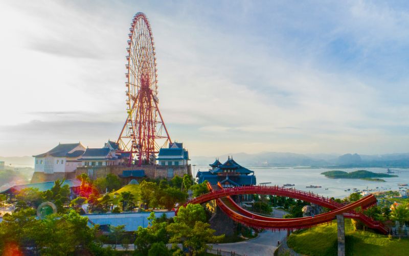 Das Sun Wheel Riesenrad in Ha Long City